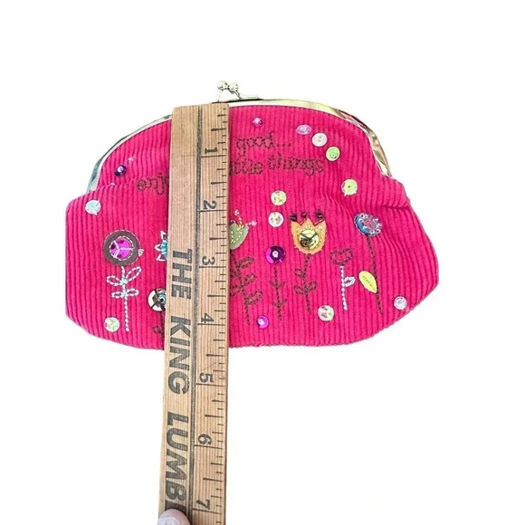 Women's Pink Life Is Good Enjoy The Little Things Floral Embordried Duffle Bag - Picture 6 of 7